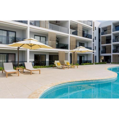 Apartamento 2º piso con vista a piscina