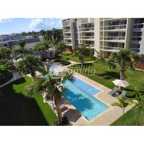 Apartamento Moderno con Piscina 213