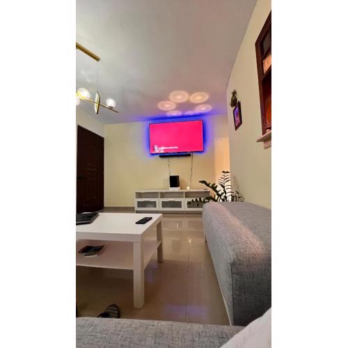 Apartamento moderno y a cojedor