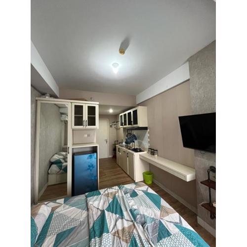 Apartemen Patraland Urbano By Public Room