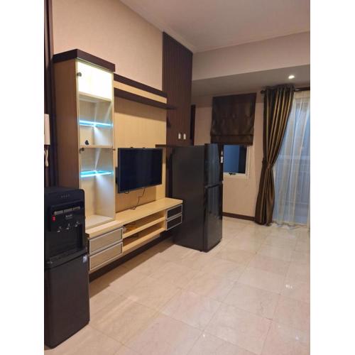 apartemen Royal Mediterania Garden Central Park BT
