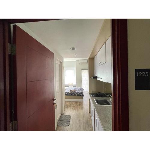 Apartement mahogany by kalandra