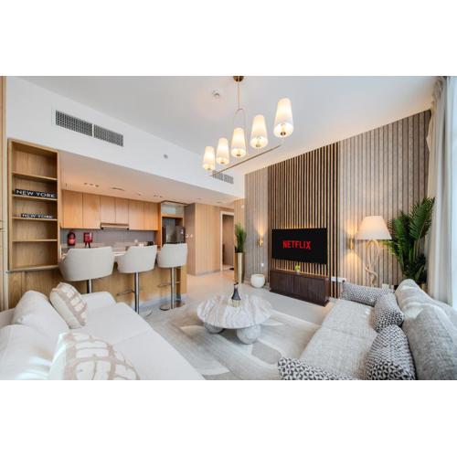 Apartment - 1BR Poolview - Sleeps 4 - 2WCs - Workstation