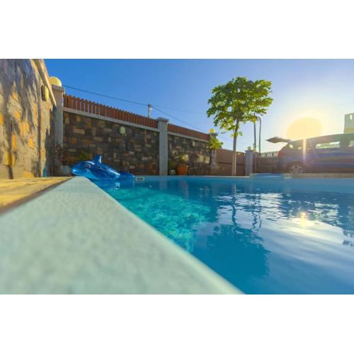 Apartment 10 minutes walk to Pereybere Beach