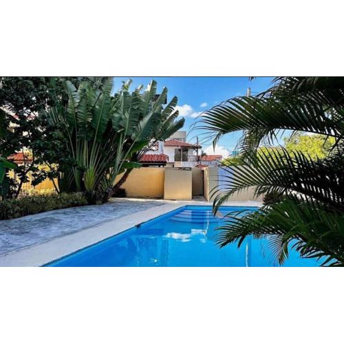 Apartment 5 Mins Walk To The Beach