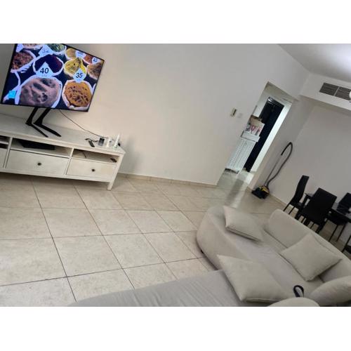 Apartment Familiale Peaceful bedroom and living room