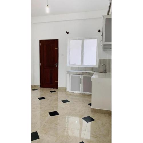 Apartment in Makumbura near Highway Entrance