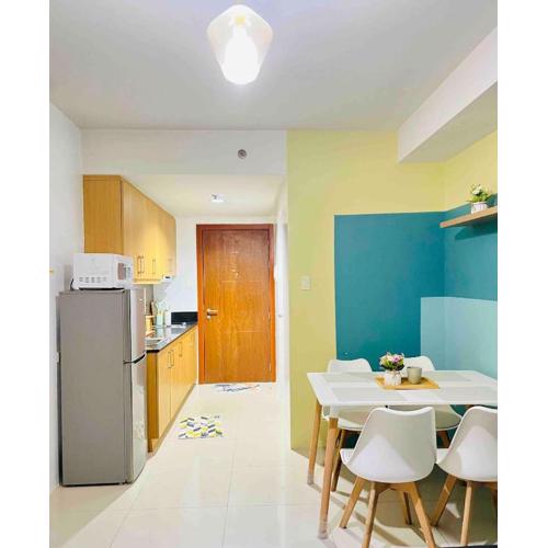 Apartment in Shell Residences