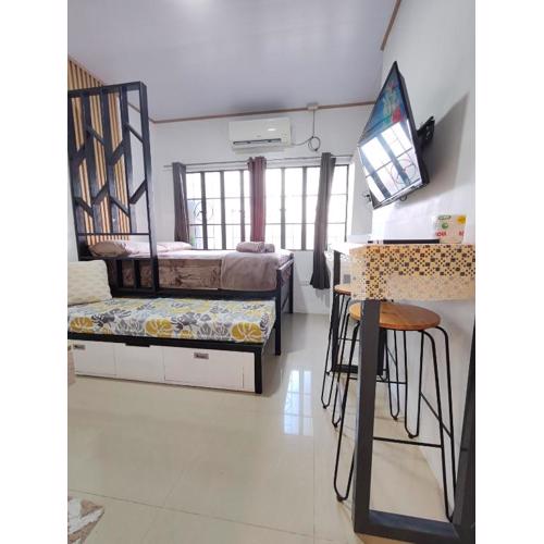 Apartment near Malls