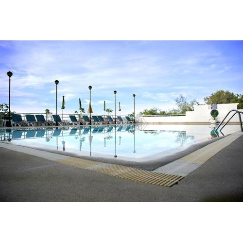 apartment on the beach 1208