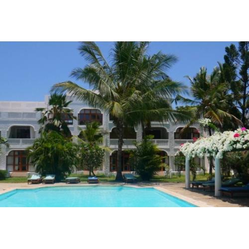 Apartment, pool, beach access nearby Simba A201