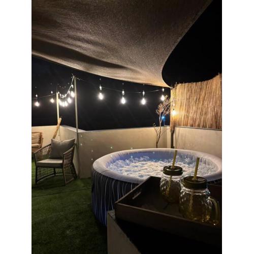 Apartment with private rooftop 450 m from the beach