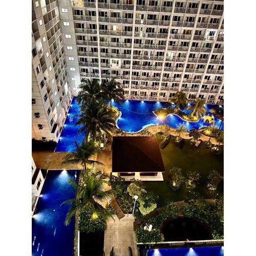 Apartments at Shore 1 Residences MOA Pasay Near Airport