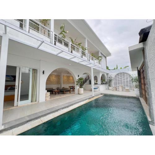 Apple Villas & Apartments