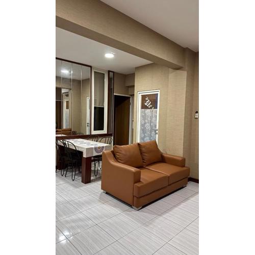 Apt 09 Puncak Dharmahusada 3BR Free Wifi Netflix