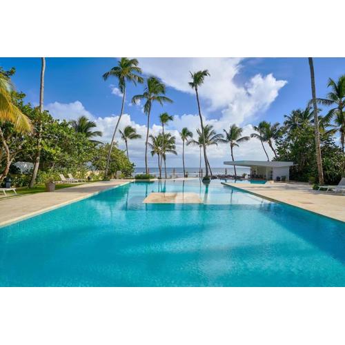 Aquarella Sunset Caribbean Beachfront Gataway