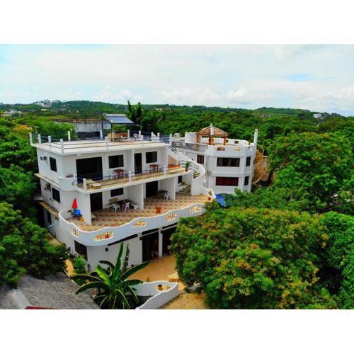 Aquarius Terraces Boutique Resort