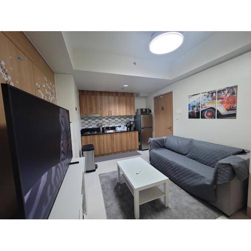 A&R Condo by the Bay