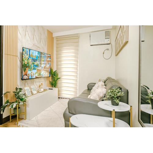 AR08 Smart Fully Furnished 1BR Condo