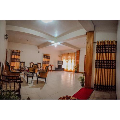 Araliya Holiday Home