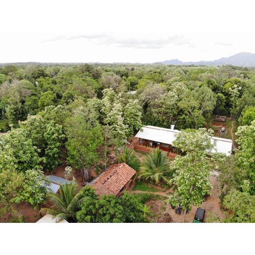 Araliya Self Cooking Resort Dambulla