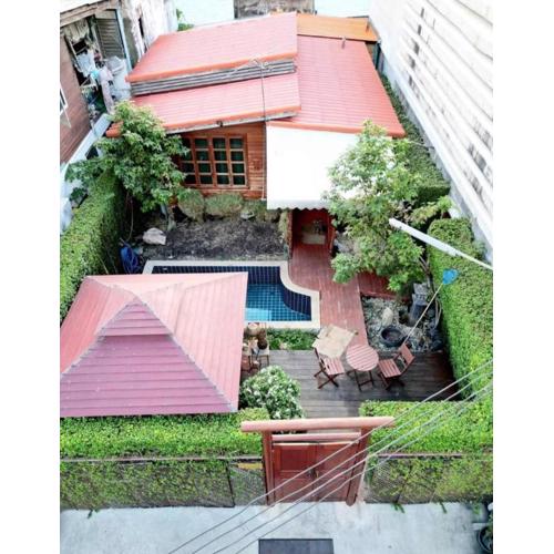 Aran Cottage Ngamwongwan The Pool Villa in japanese Garden