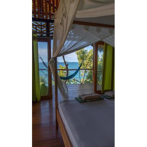 Araya Dive Resort Togean