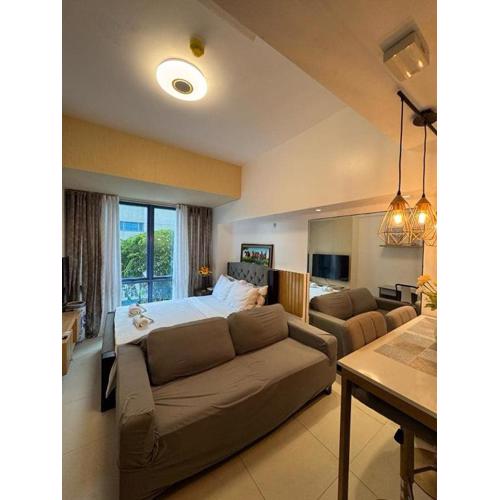 ARC Studio Unit at 38th Park