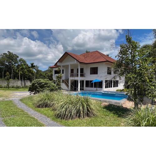 Areerat Villa HomeStay