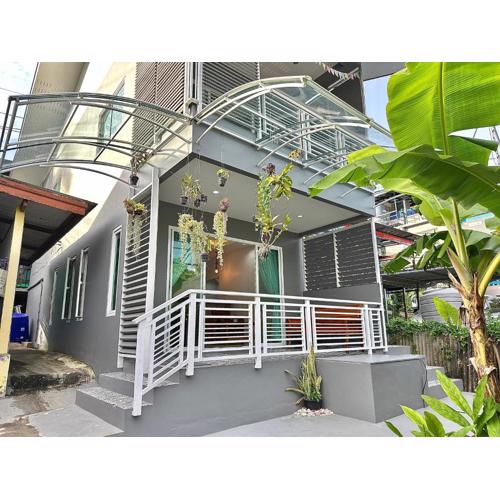 Areeya Khao Khad Aoyon Beach