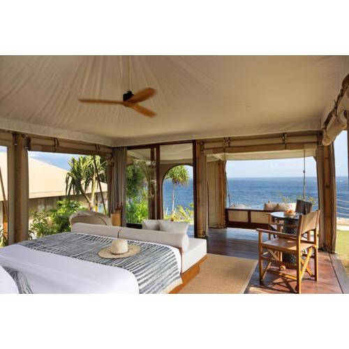 ARNA Suites and Ocean Lounge