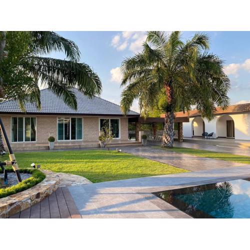 Arom Pool Villa Pattaya 2