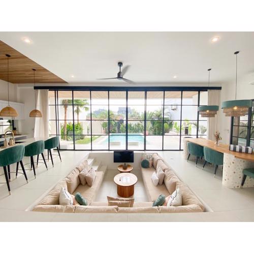 Arrova Bali Berawa, Canggu by Blacksand