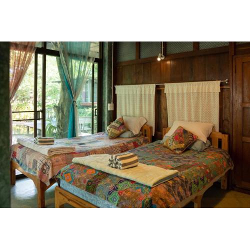 Art House at Chiangdao - Lake House