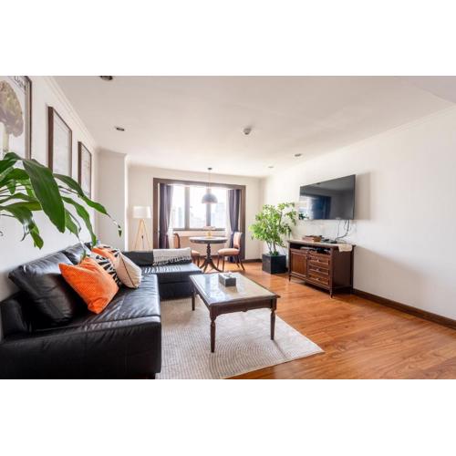 Artichoke Suite Sukhumvit, Nana BTS