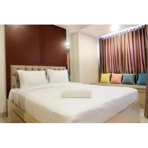 Artistic Studio Apartment at The Oasis Cikarang By Travelio