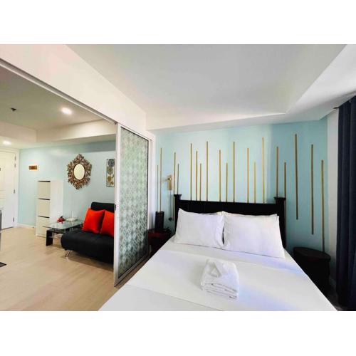 Artist's Haven Creative Condo at Azure