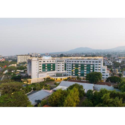 ARTOTEL Suites Aquila - Bandung