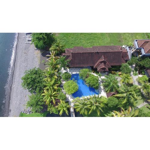 Arya Amed Beach Resort and Dive Center