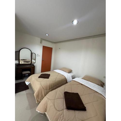 As-safa Inn Twin Bed