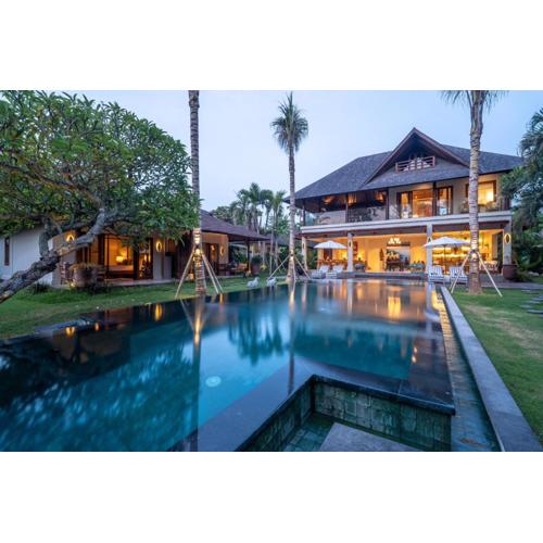 Asmara Cemagi - Luxury Fully Staffed Villa, Sunset & Beach Near Canggu