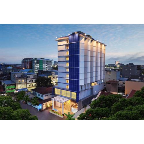 Aston Inn Pantai Losari Makassar