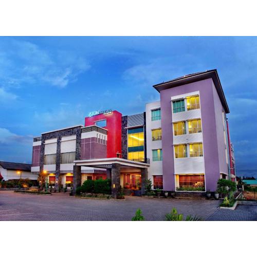 Aston Tanjung City Hotel