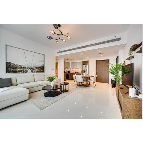 Astonishing apartment in Beachfront