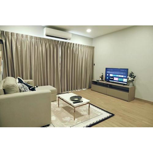 Astra Sky River Luxury 97 sqm 3 bedroom suite on Changkang Road