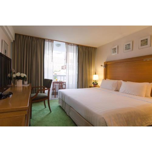 AT EASE saladaeng by AETAS