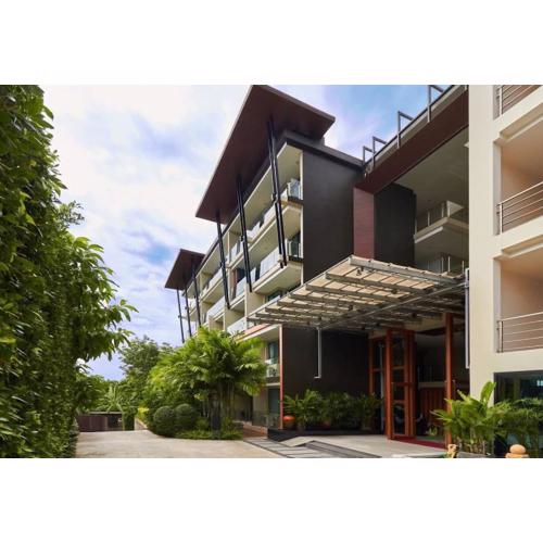 At the Tree bright studio by Lofty