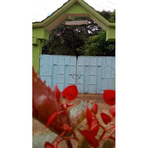 ATA Safaris Lodge - Hotels in Karatu