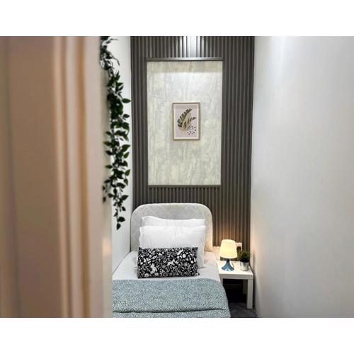 Atelier Partition Room in Tecom Near Internet City Metro