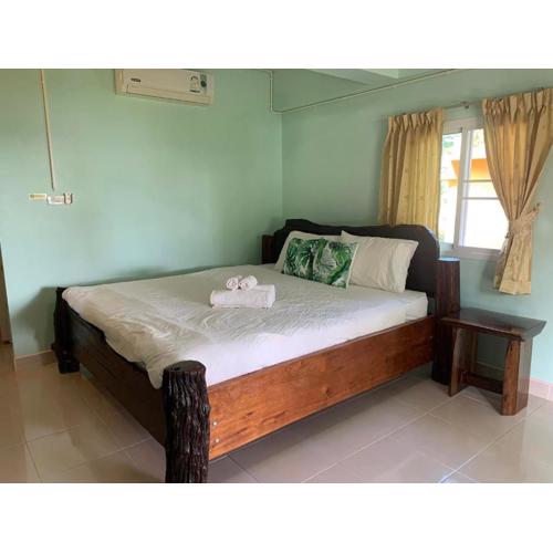 AtMyHomeStay Bangsaphan